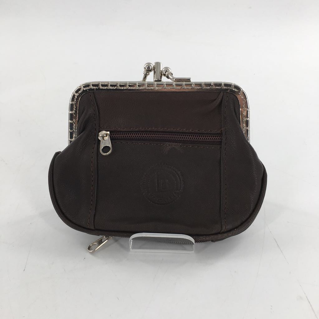 brown leather coin purse