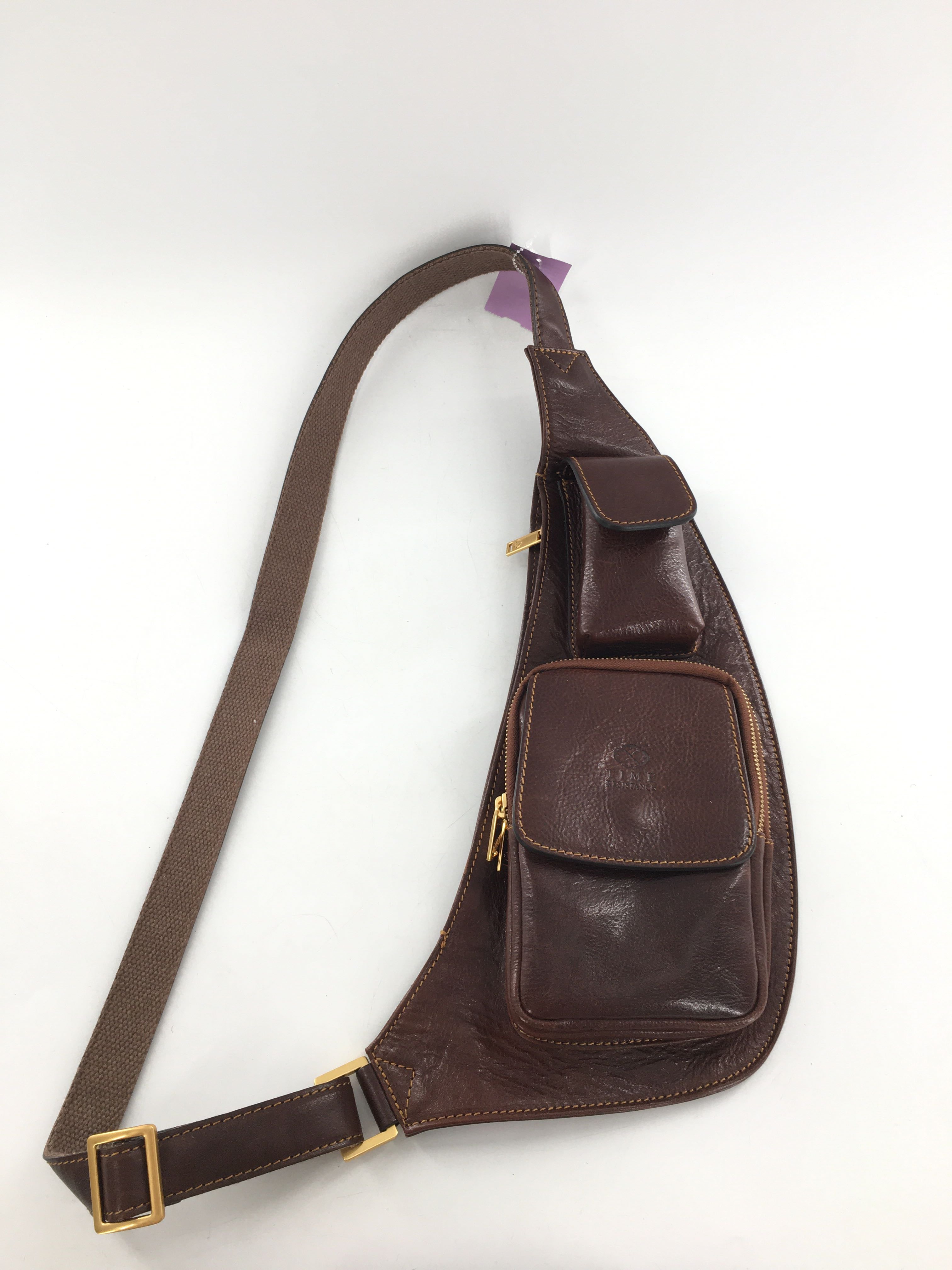 leather slingbag