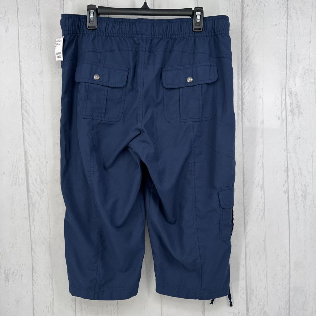L pull-on utility capris