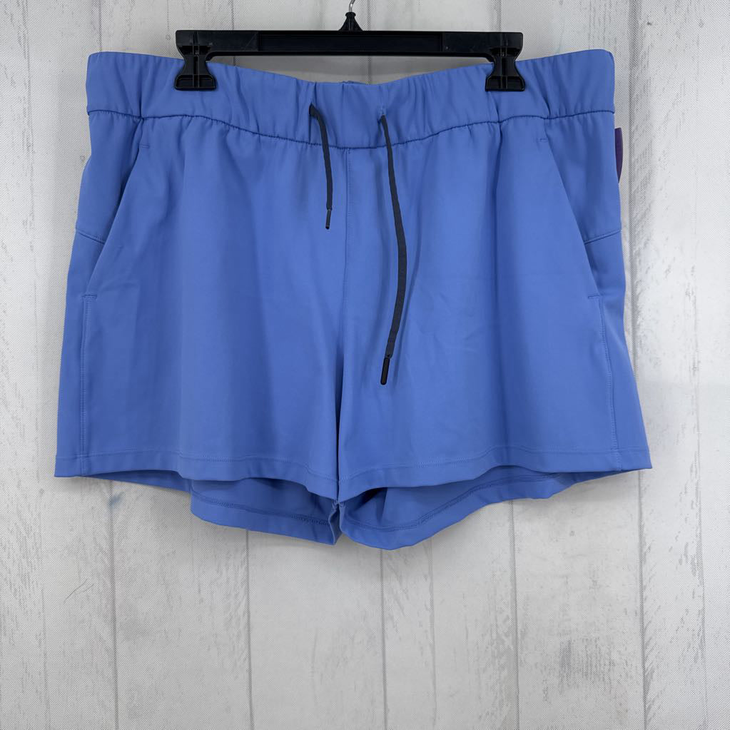 XXL pull-on shorts