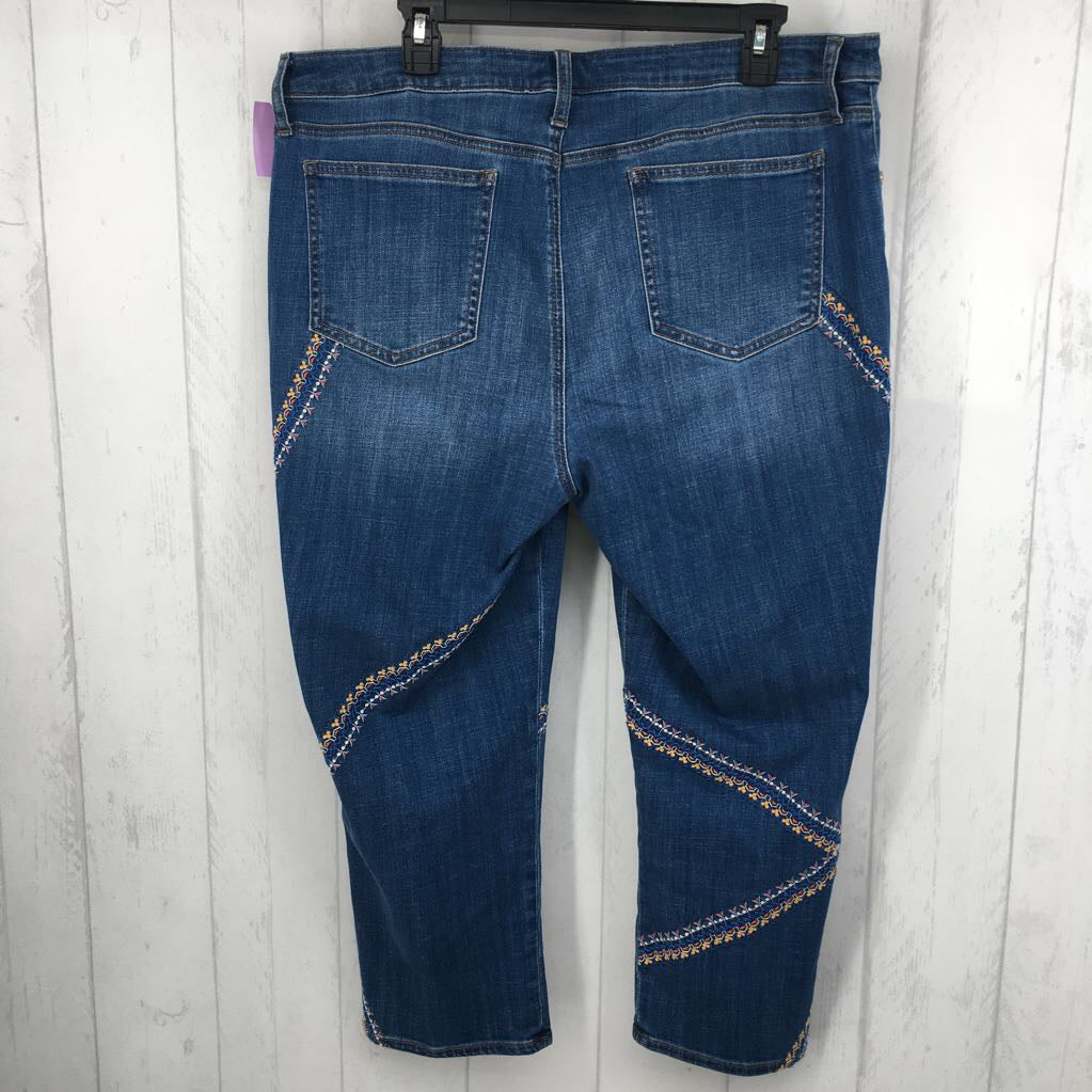 16 colorful stitched jeans