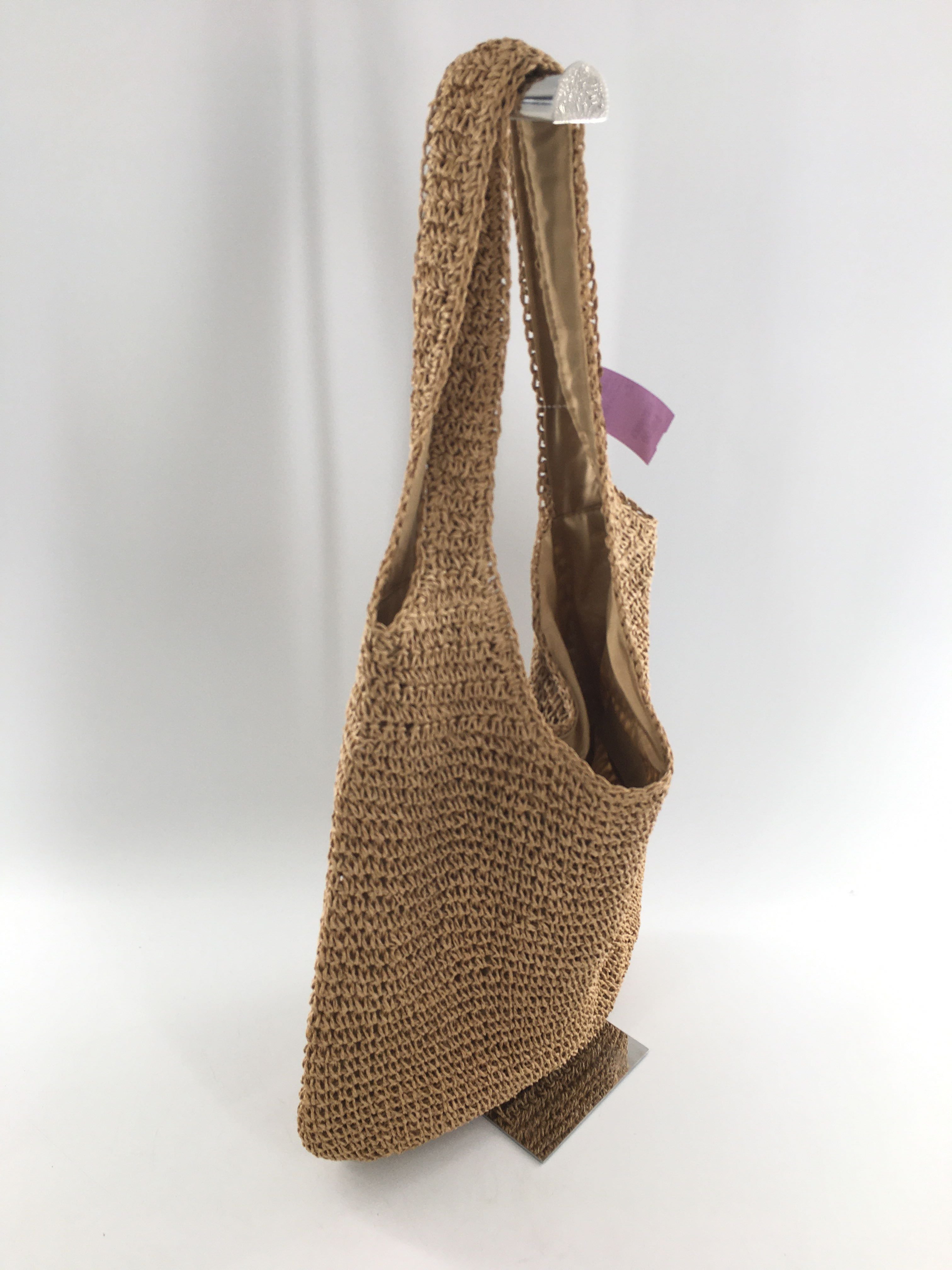 straw tote bag