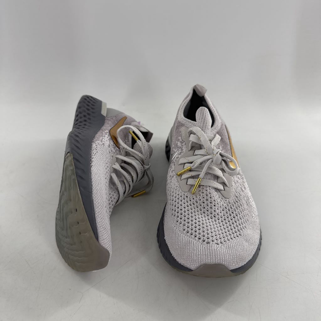7.5 lace up sneakers
