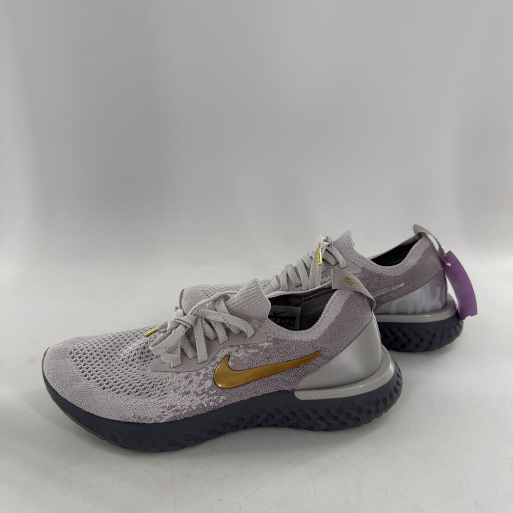 7.5 lace up sneakers