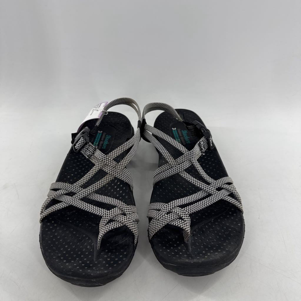 8 hiking sandal