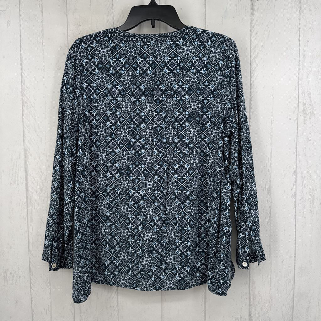 Lp medallion print split neck l/s top