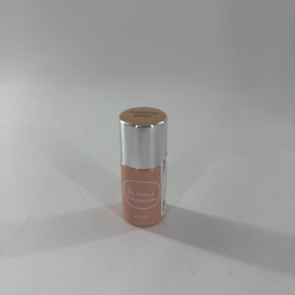 gel polish-prosecco glow