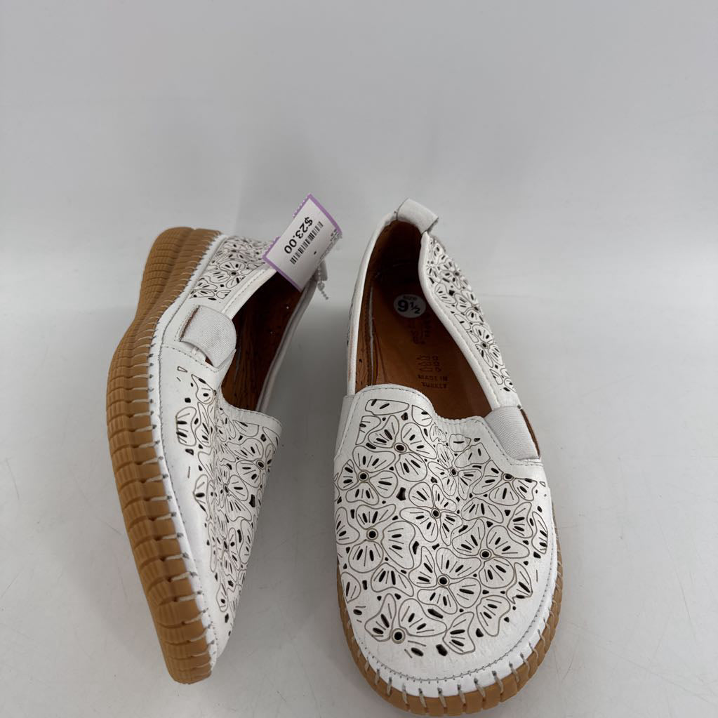 9.5 leather perforated slip-ons