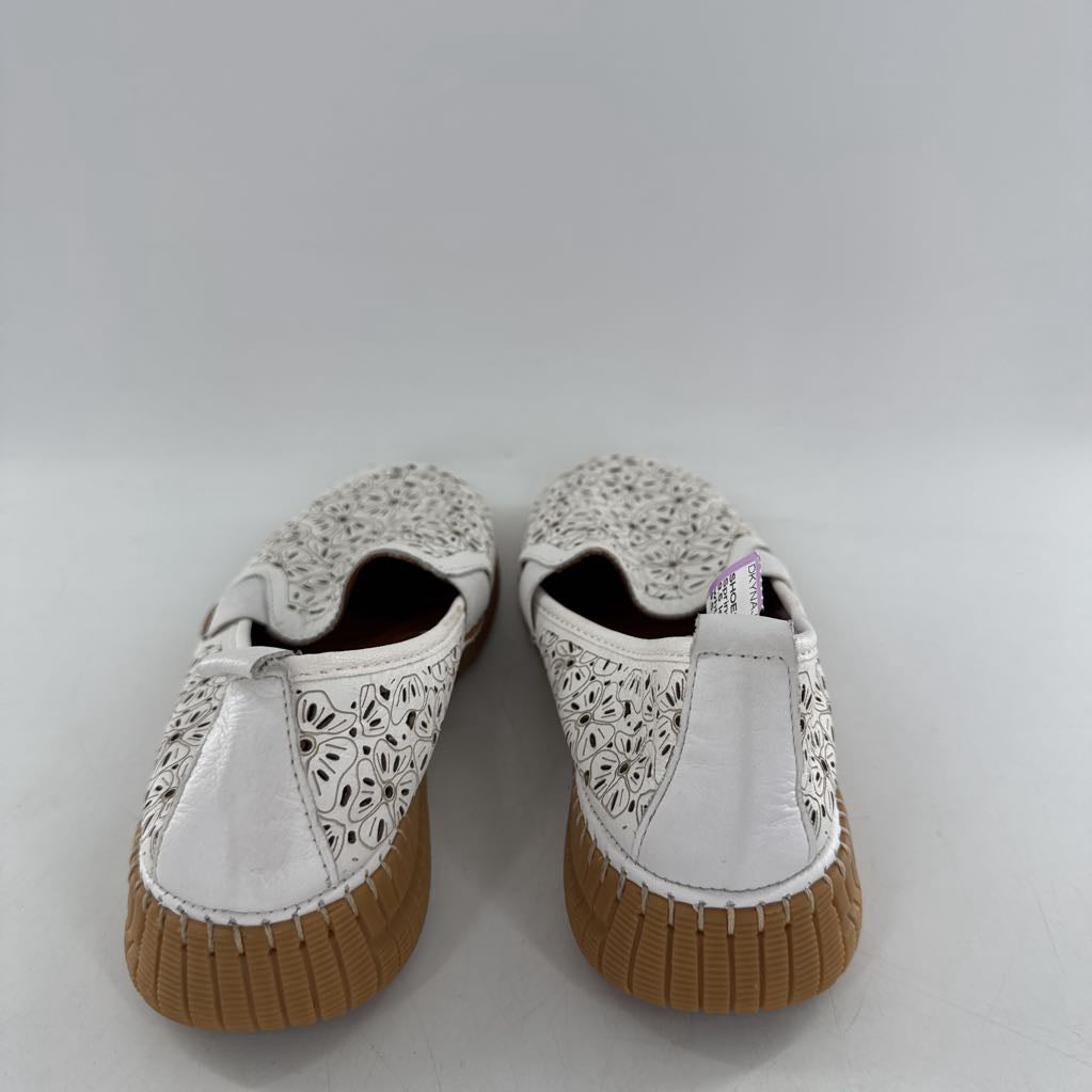 9.5 leather perforated slip-ons