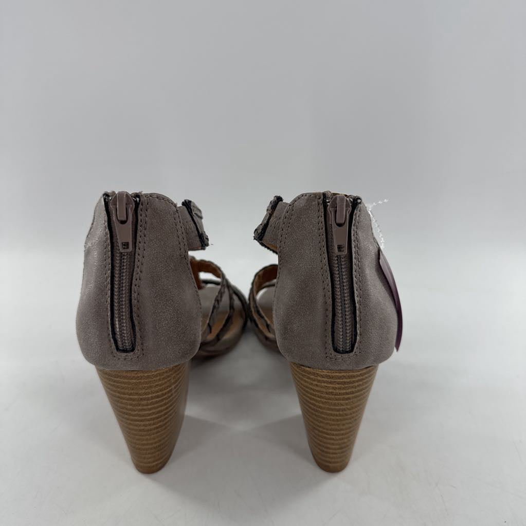 8 braided strapa block heel sandal