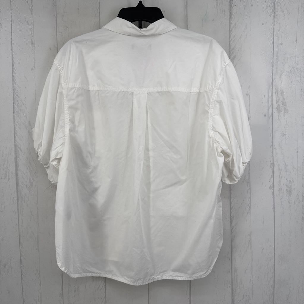 16 button down s/s top