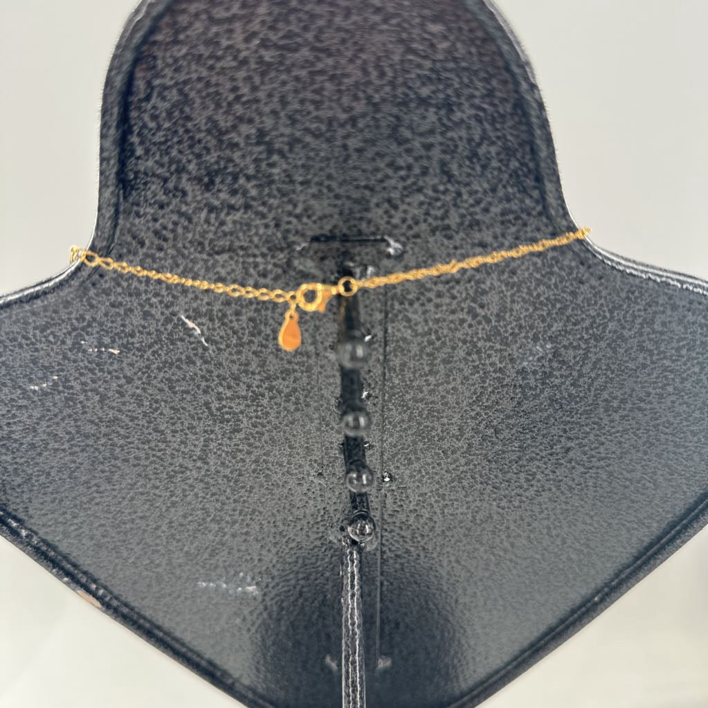 10" .925 gold oval cut green stone necklace