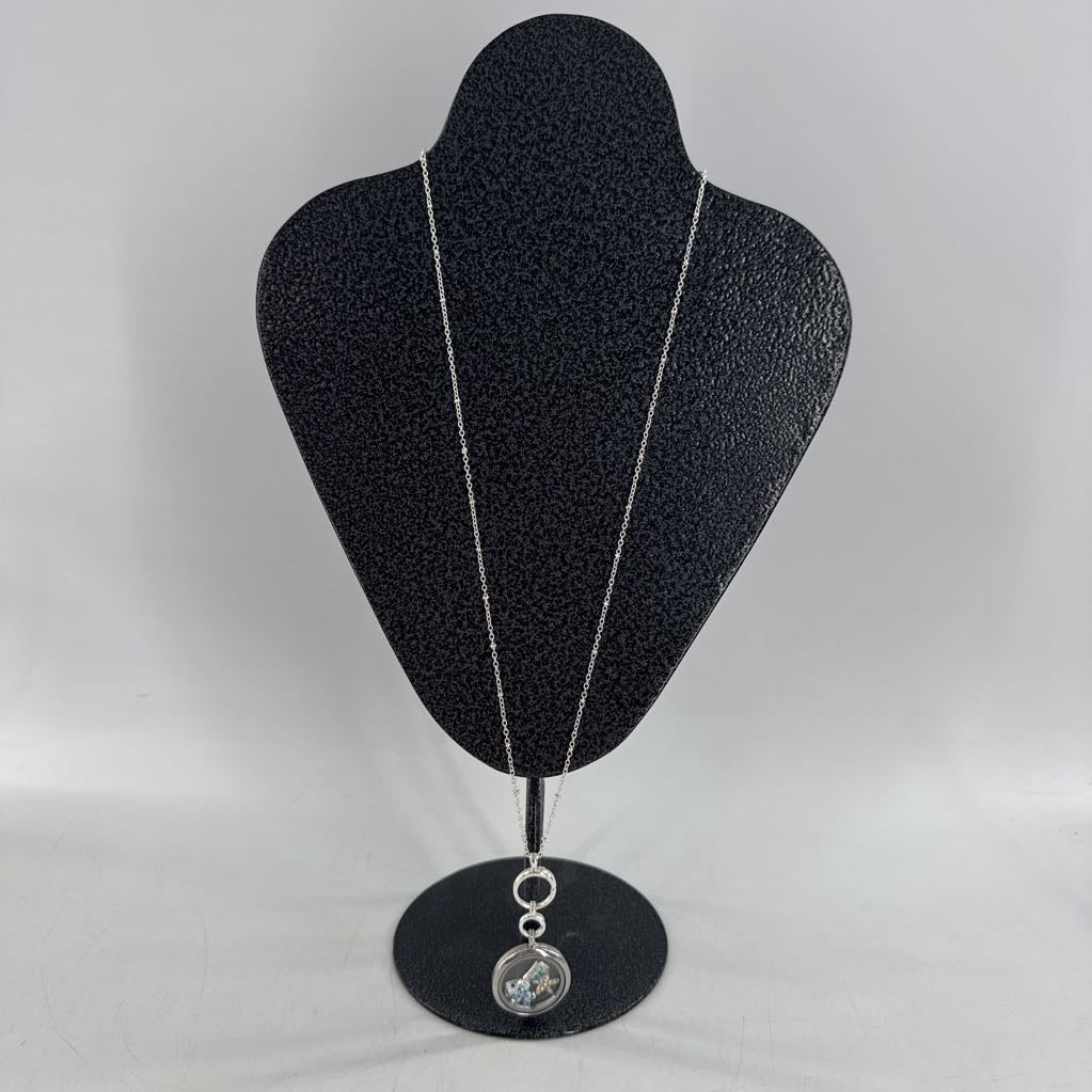 10" .925 gold necklace w/ round cz pendant