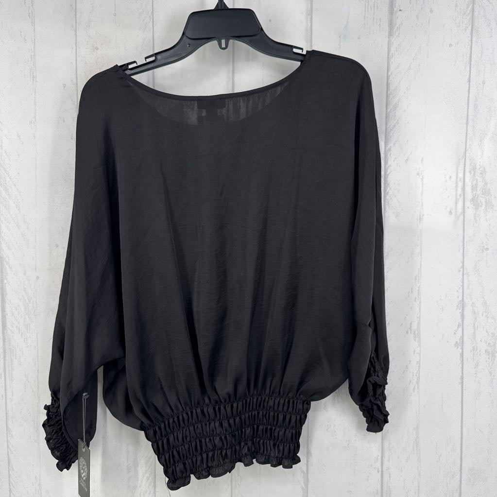 R79 M smocked l/s top