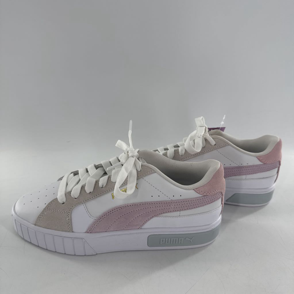 9.5 lace up sneakers