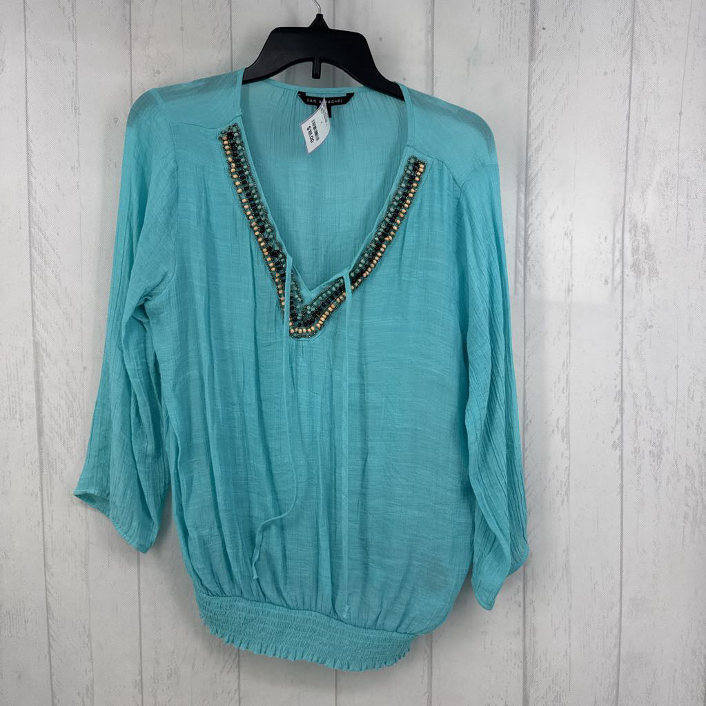 L embelished v-neck l/s top