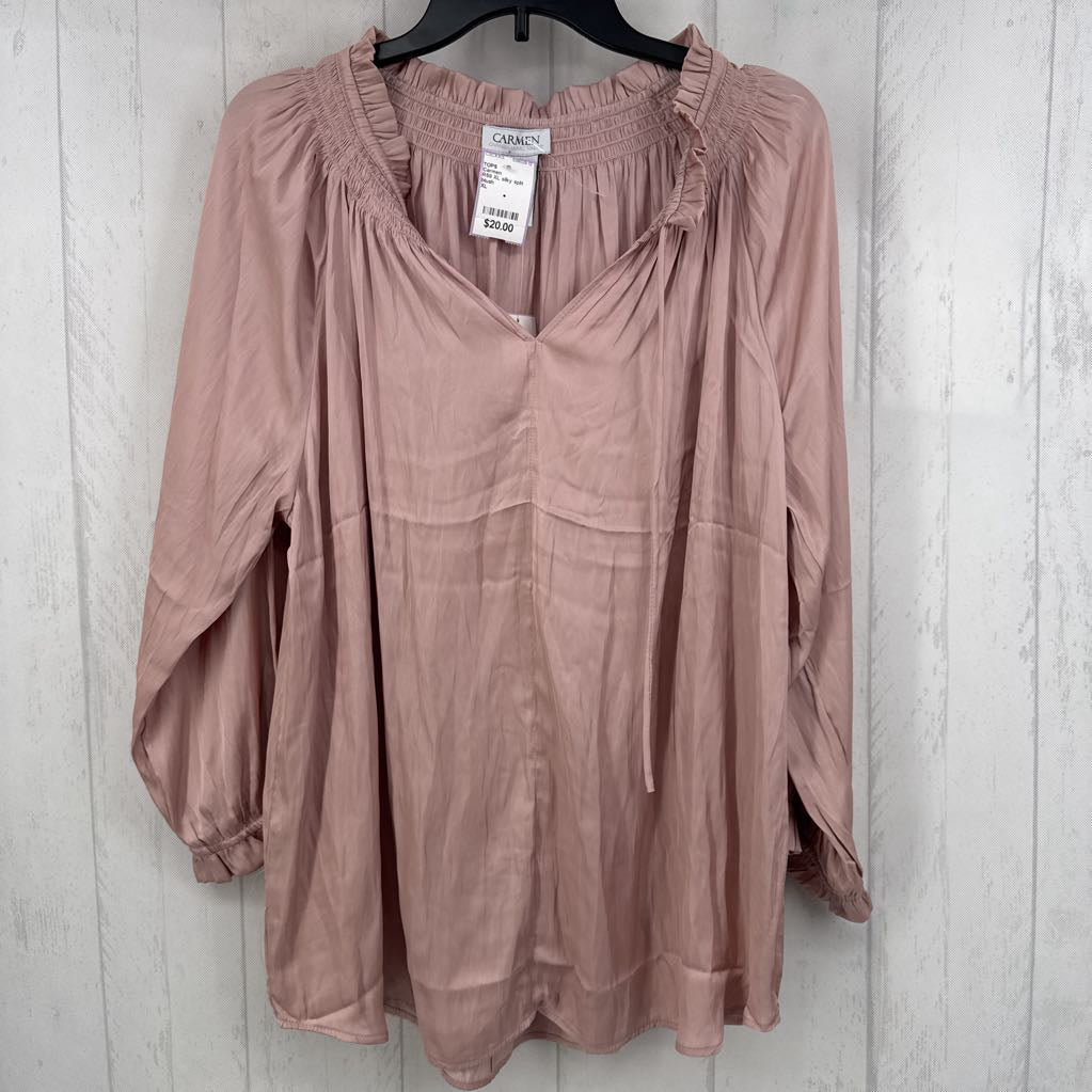 R58 XL silky split neck l/s top