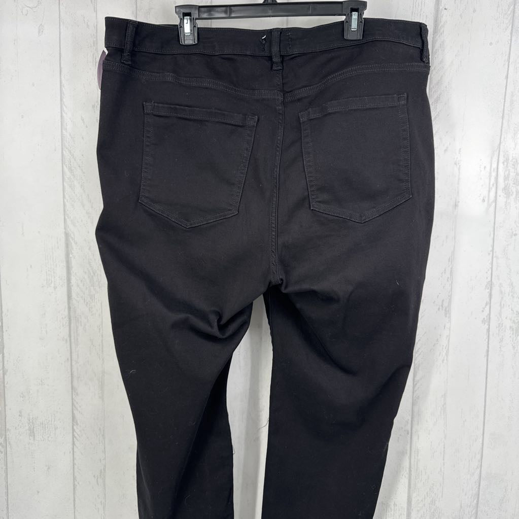 22 mid-rise skinny jean
