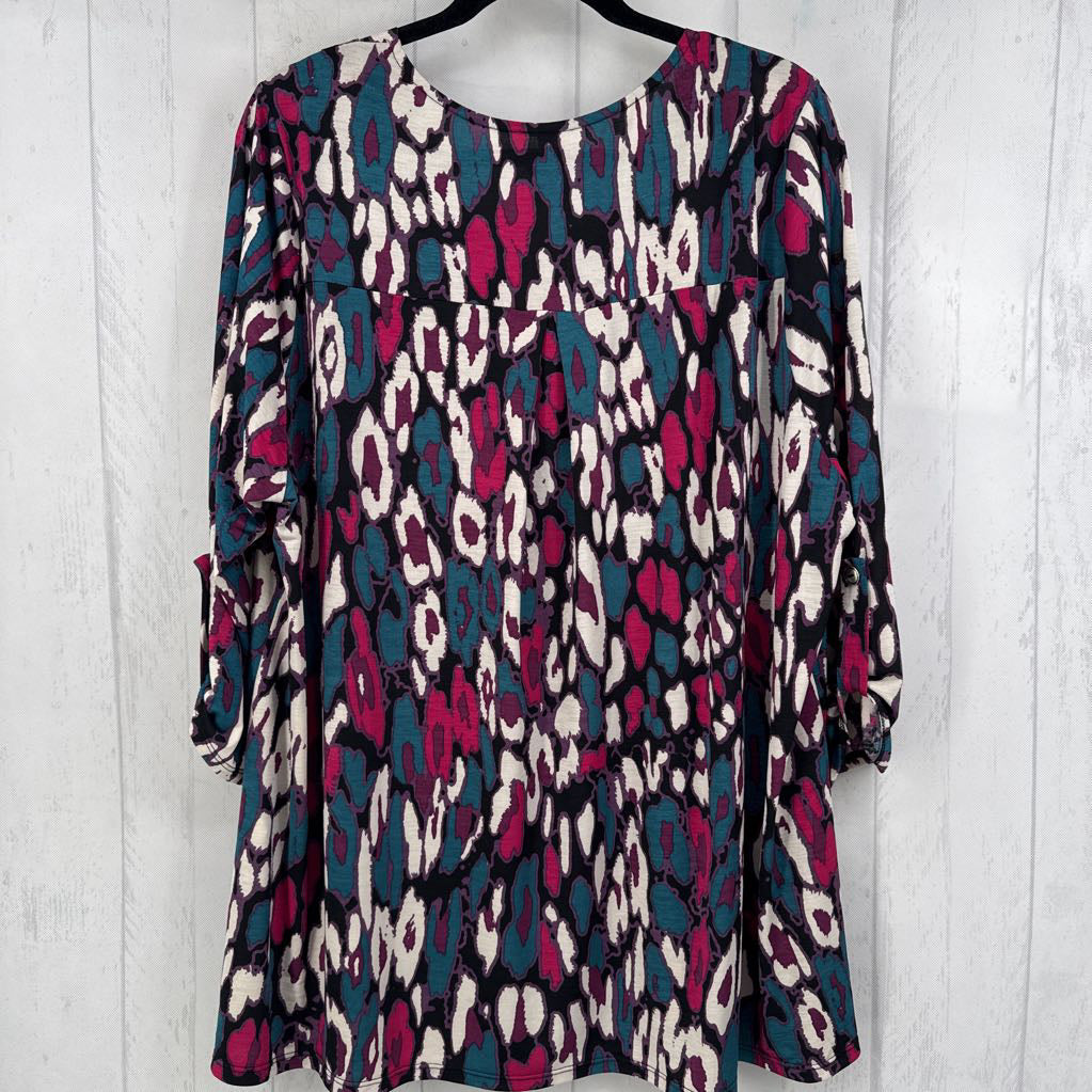 2X colorful v-neck 3/4 slv top
