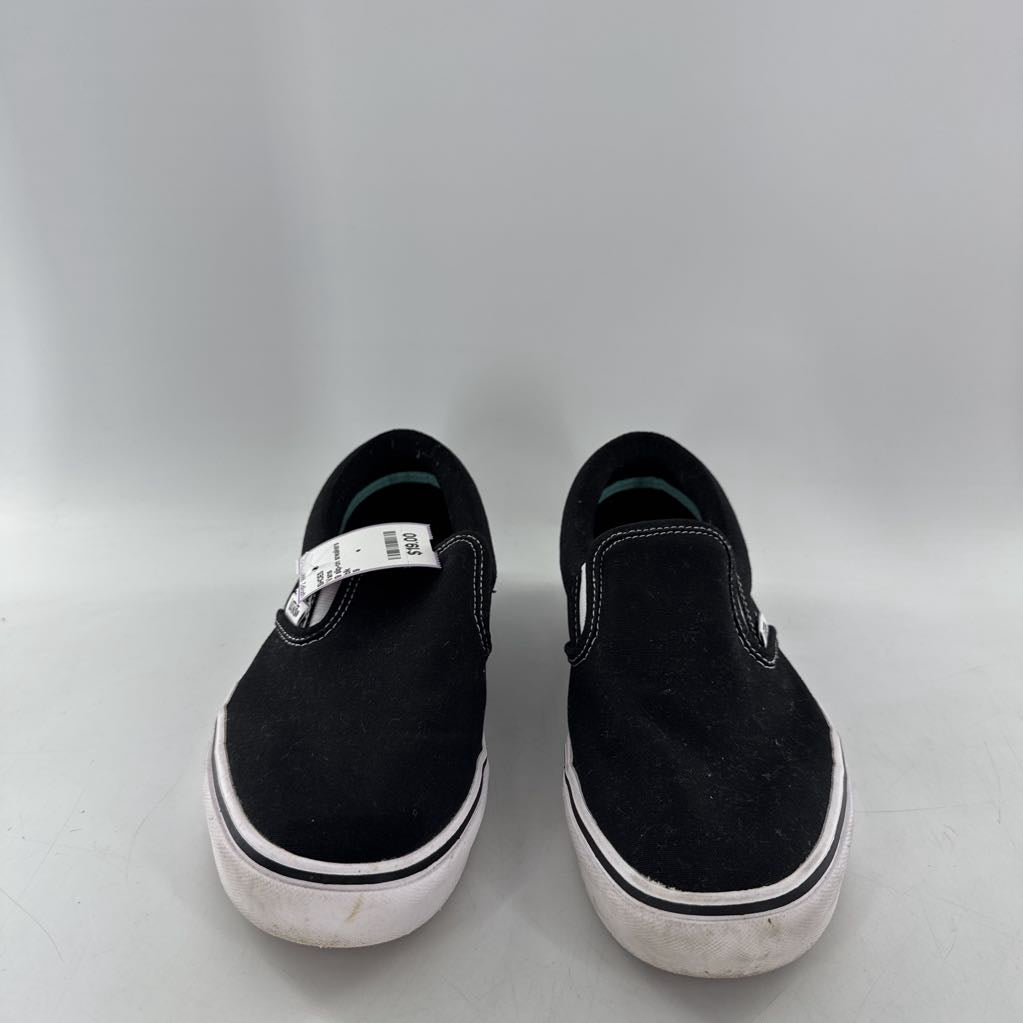 9 slip-on sneakers