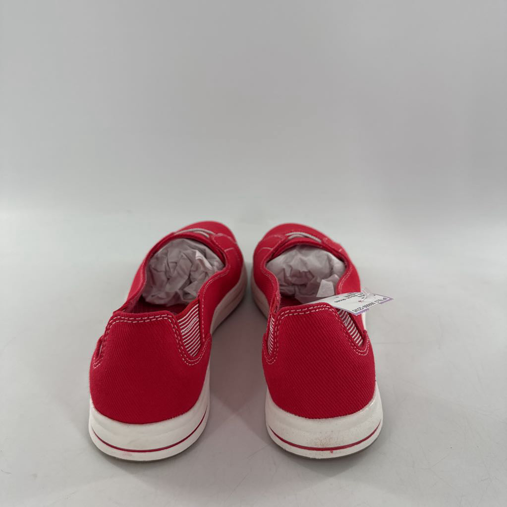 8.5 slip-on shoes w/ contrast stitching