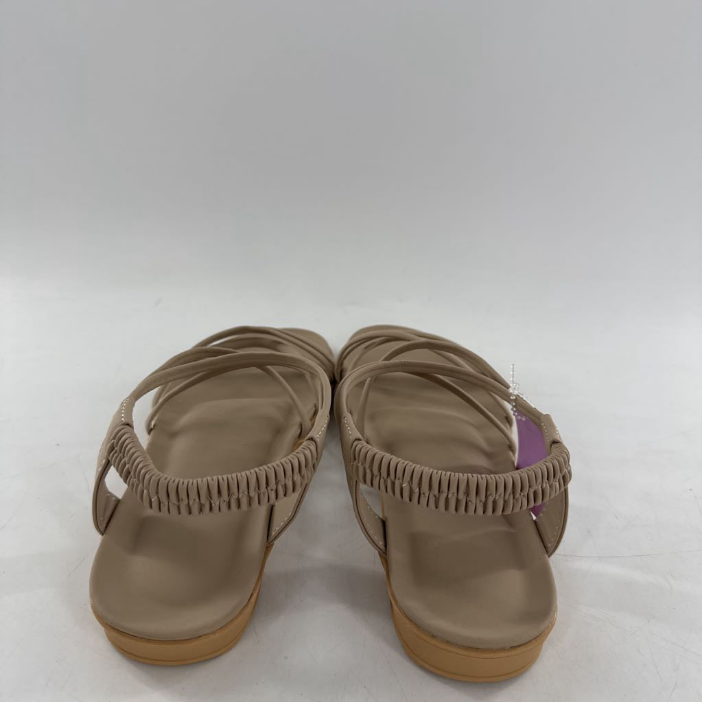 6 strappy sandal