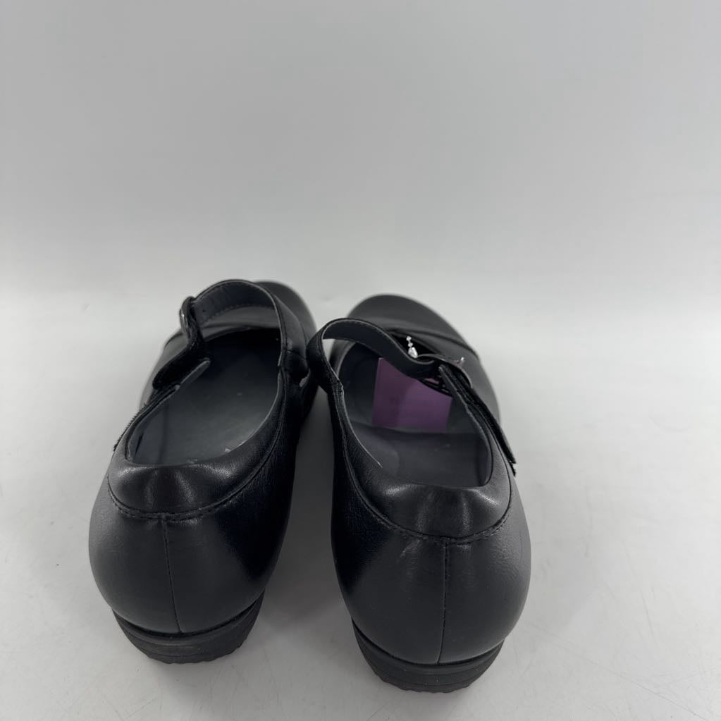 9.5 leather mary-janes