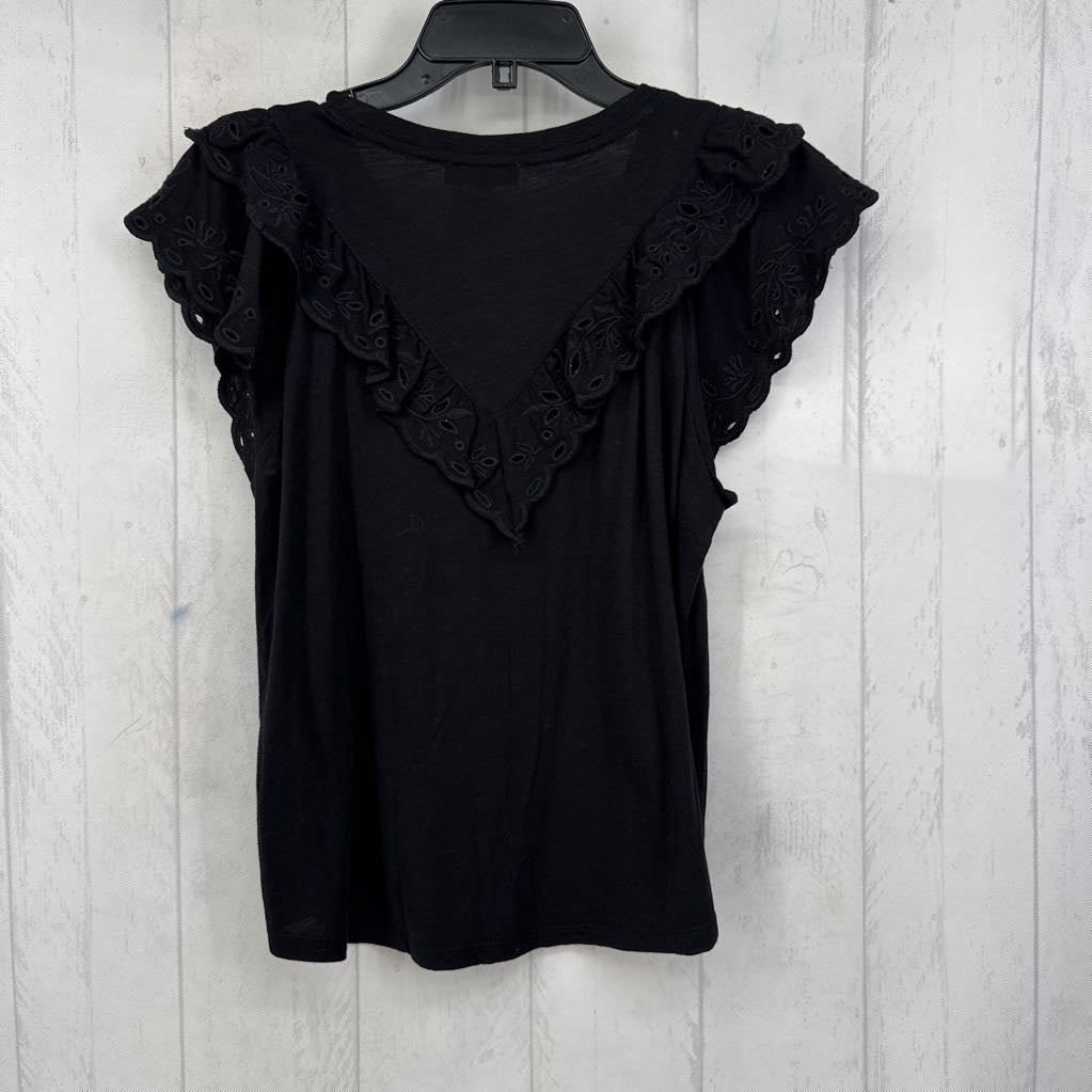 S embroidered ruffled tee