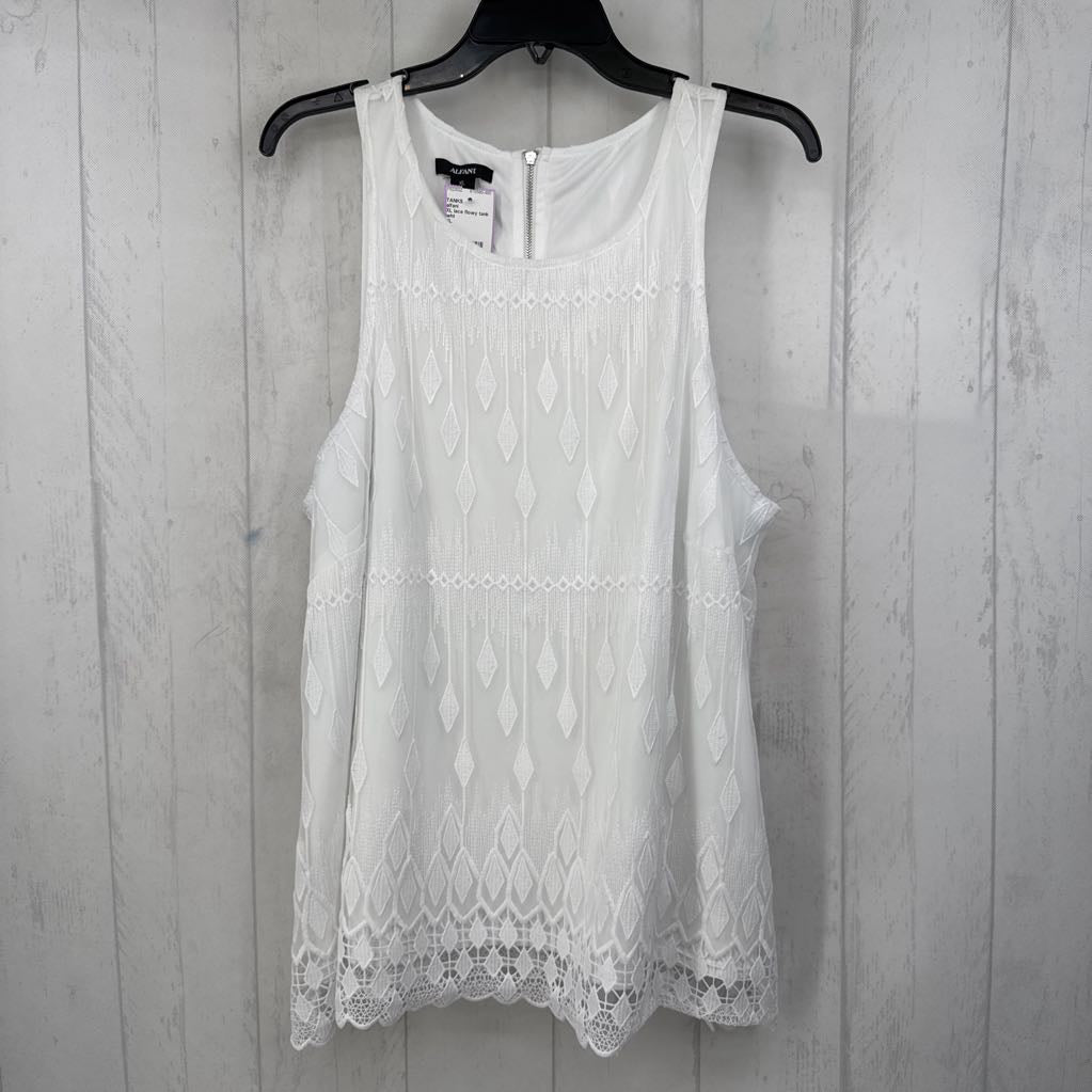 XL lace flowy tank