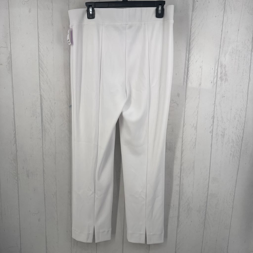 12 pull-on straight leg pant