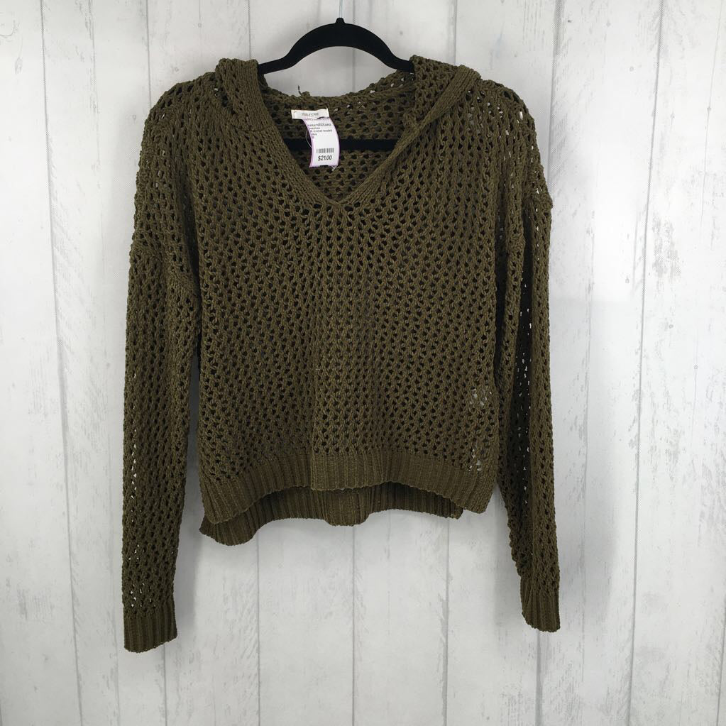 M crochet hooded pullover