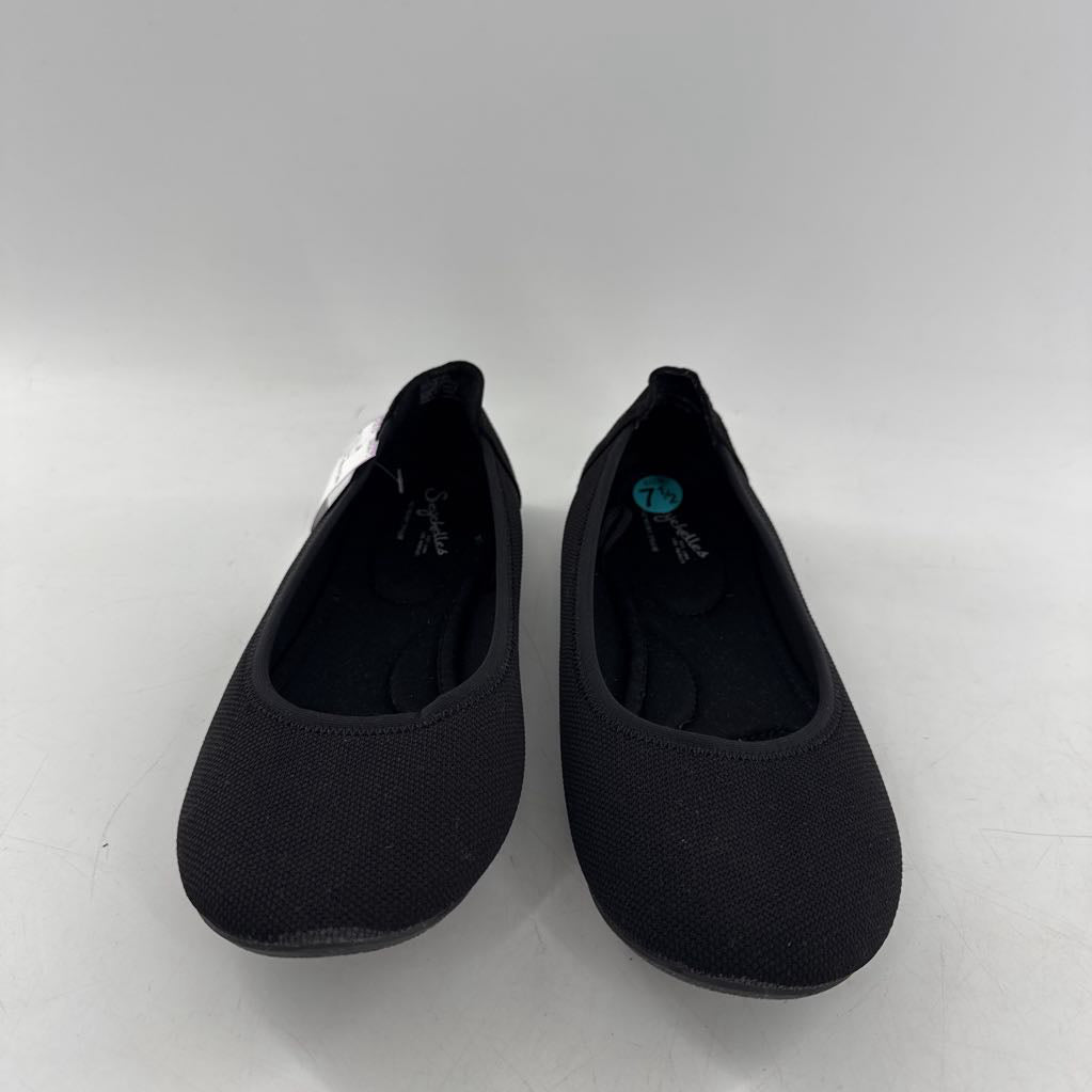 7.5 knit slip-on flats