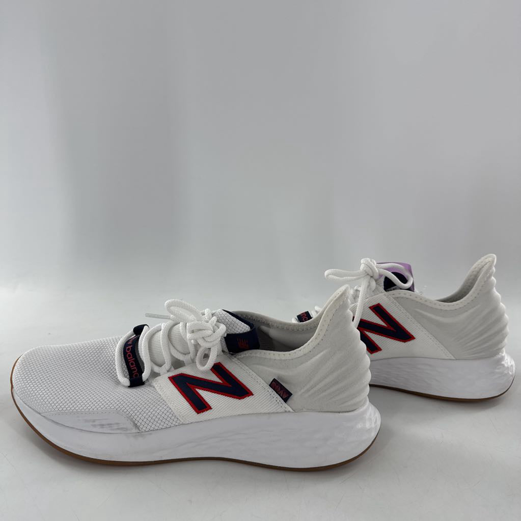 11.5 lace-up sneaker