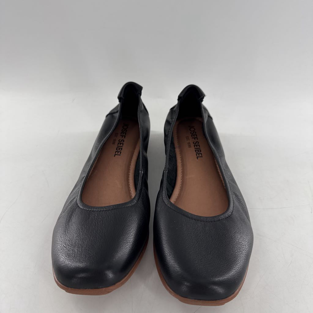 8/8.5 leather slip-on flats