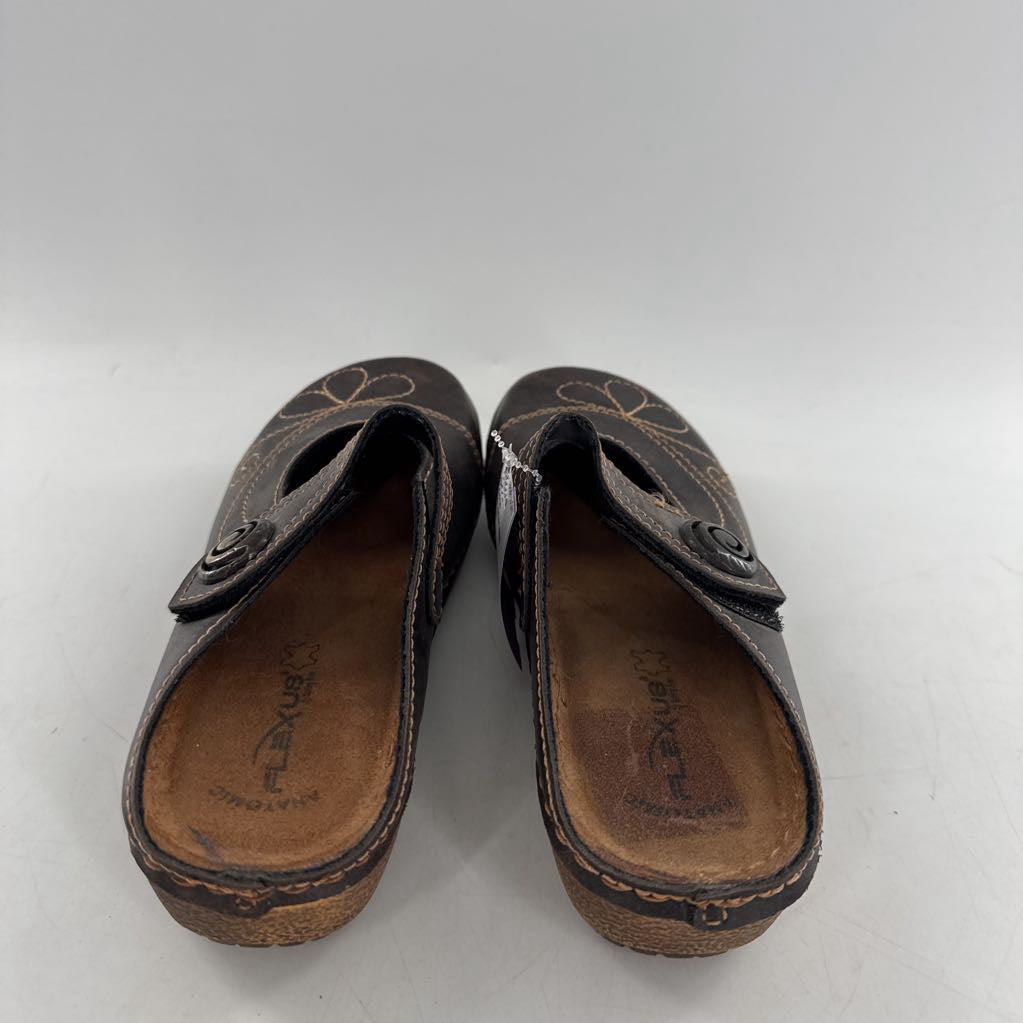 5 leather mule clogs
