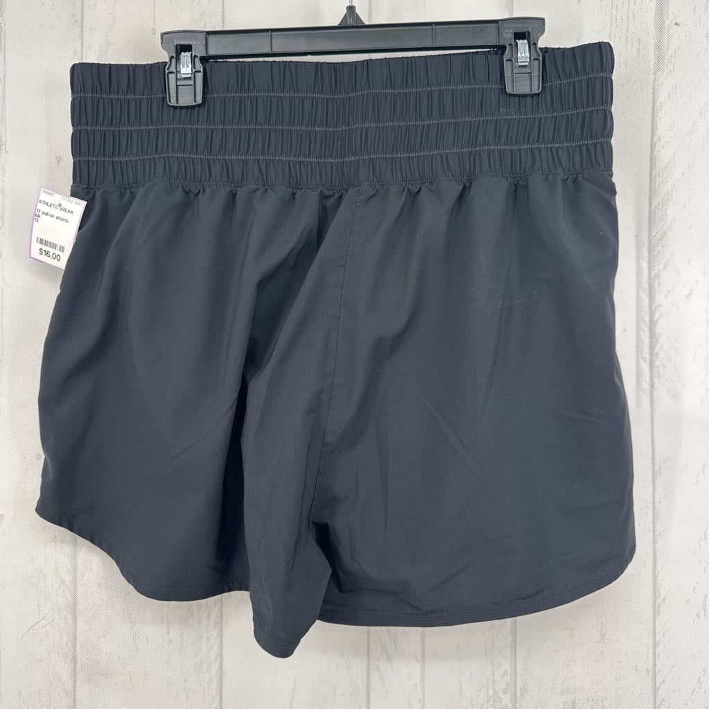 1X pull-on shorts