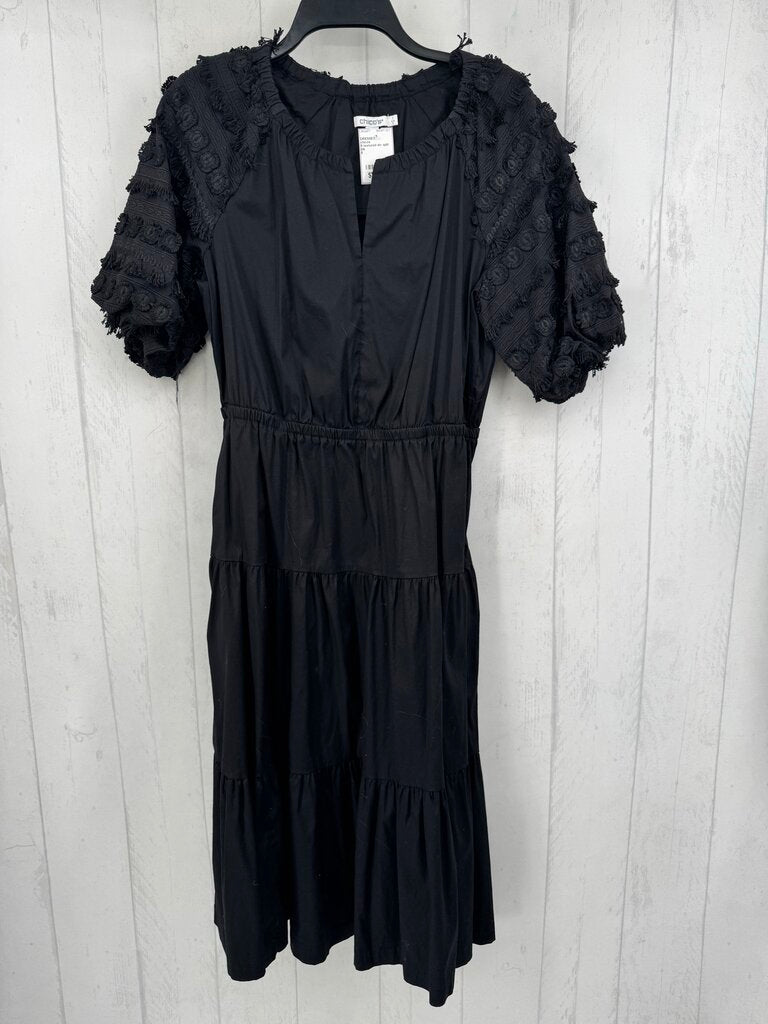 8 textured slv split neck tiered dress