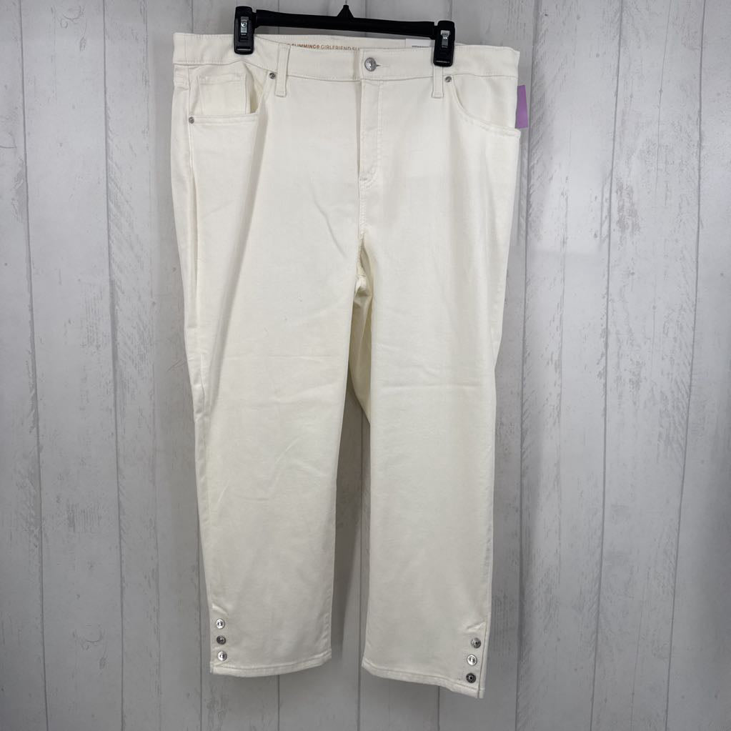 R105 16 girlfriend slim leg crop jeans