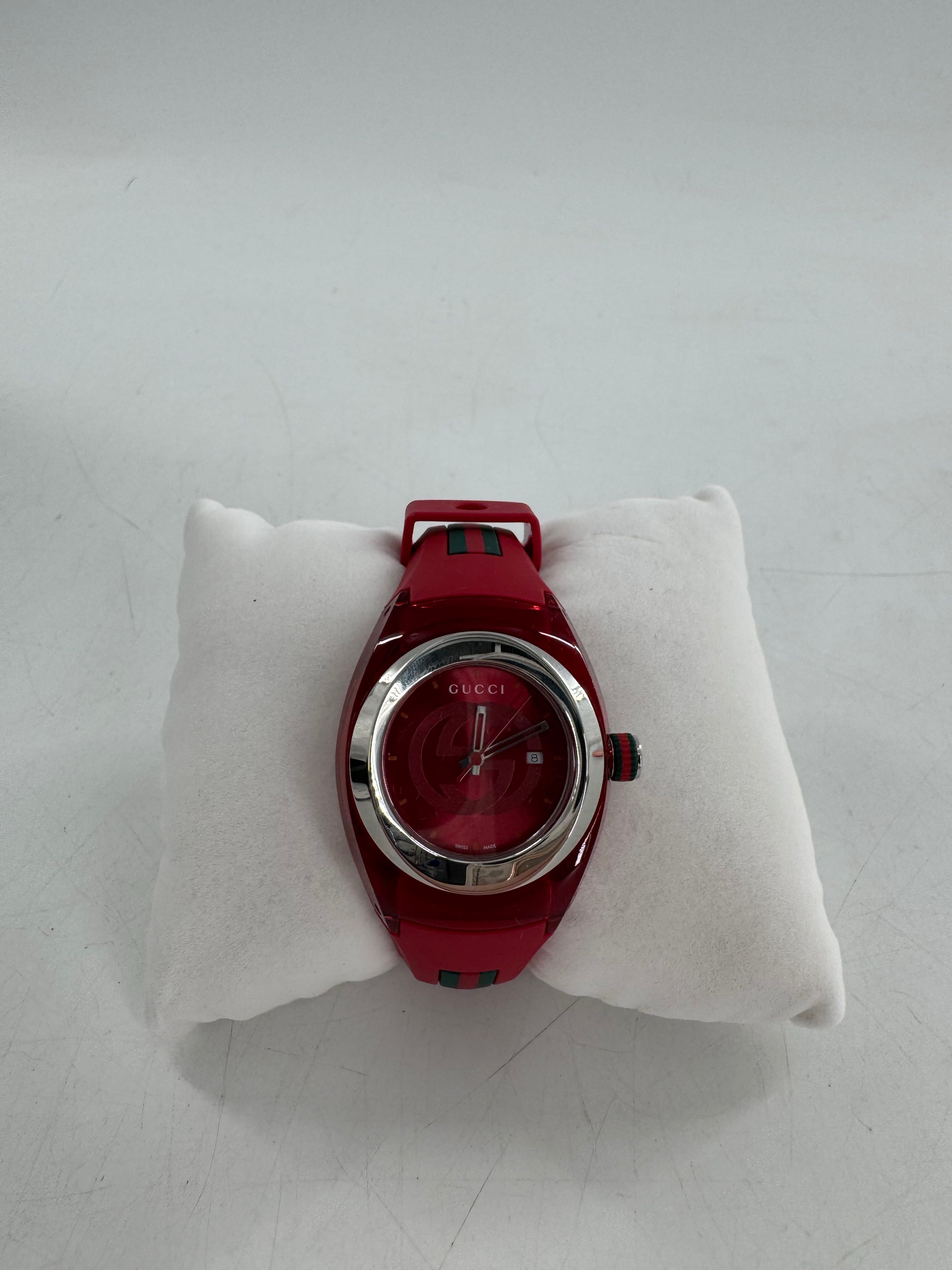 Gucci red Sync watch
