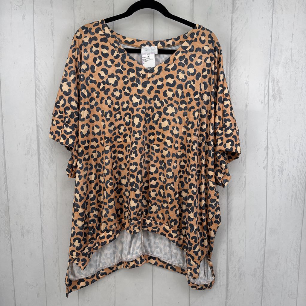 3X animal print v-neck s/s tee