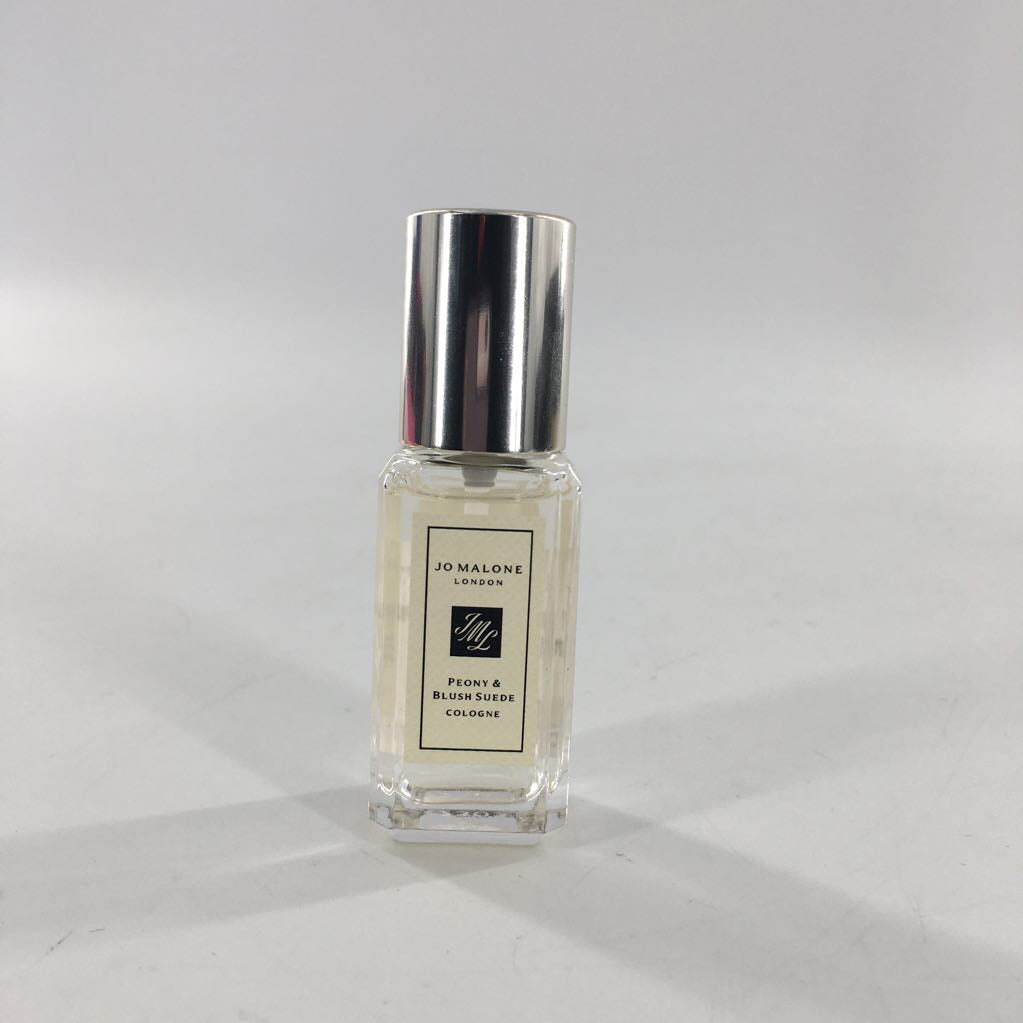 peony & blush suede perfume