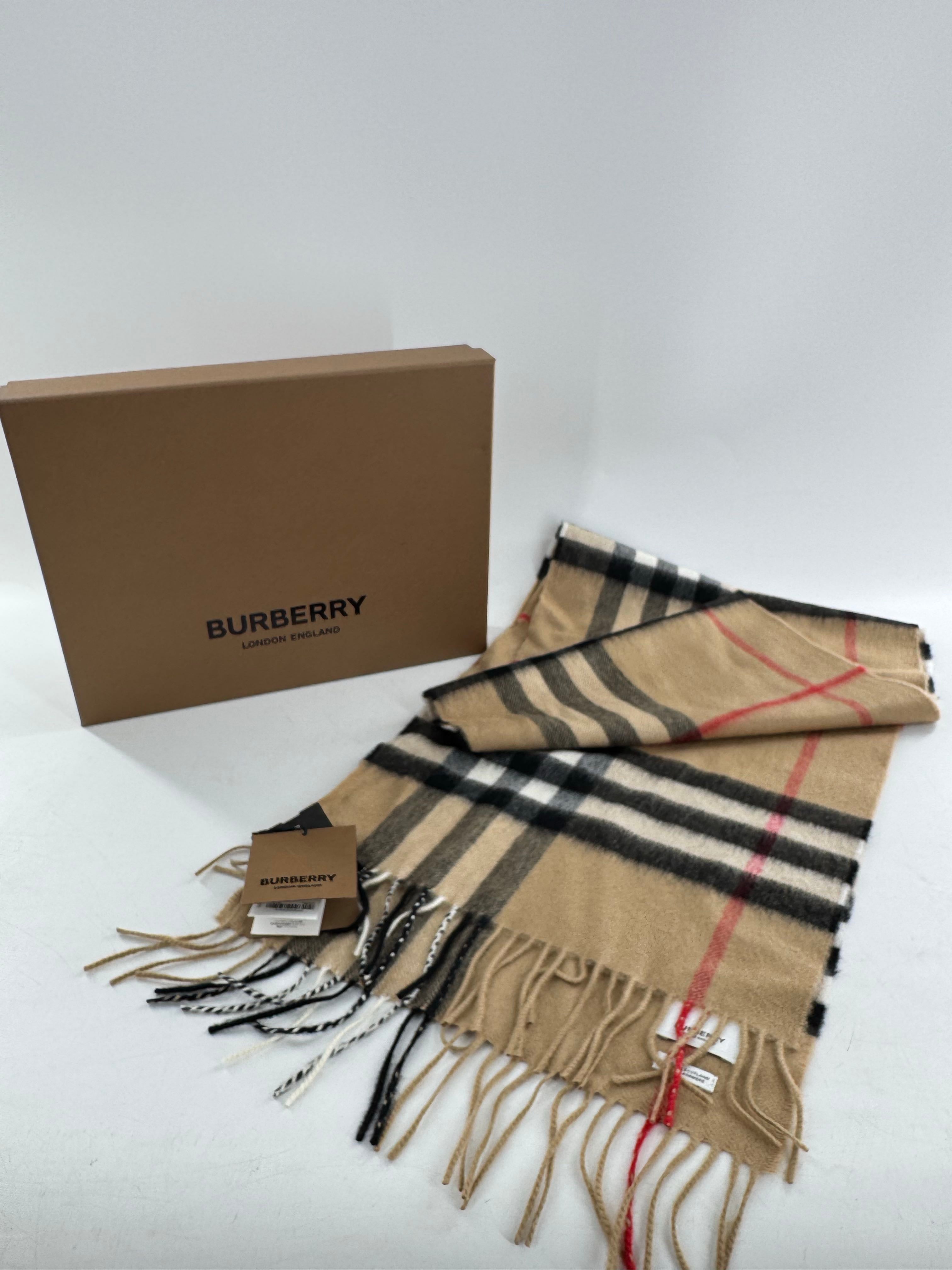 R390 giant check cashmere scarf w/ box