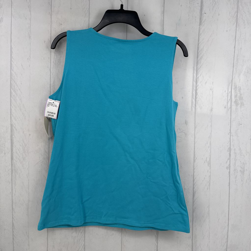 R20 L scoop neck tank
