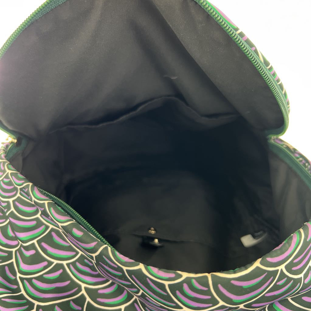 scallop design nylon backpack