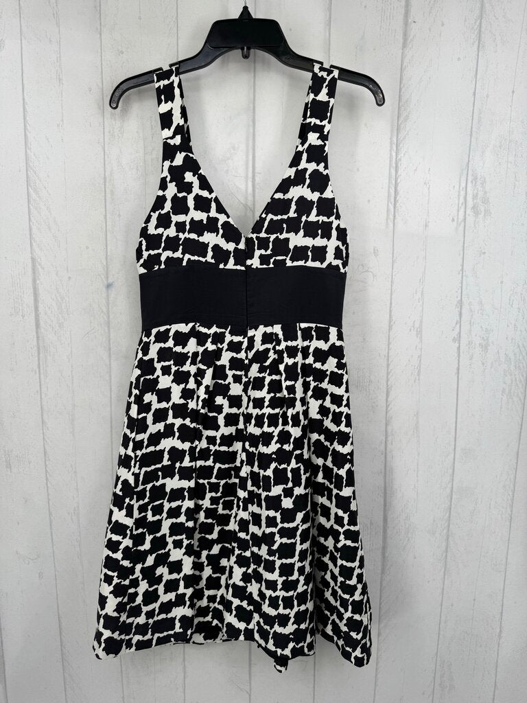 6 printed pleated v-neck slvls dress