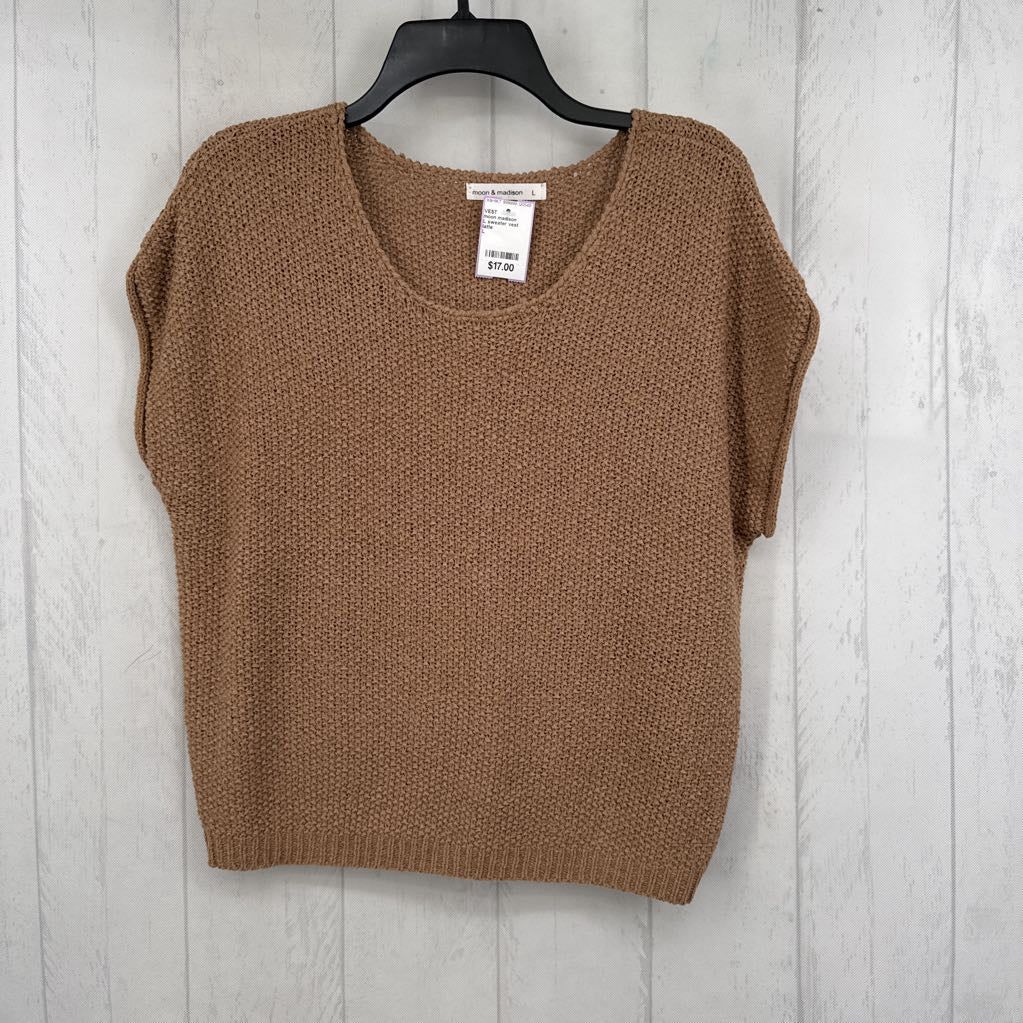 L sweater vest