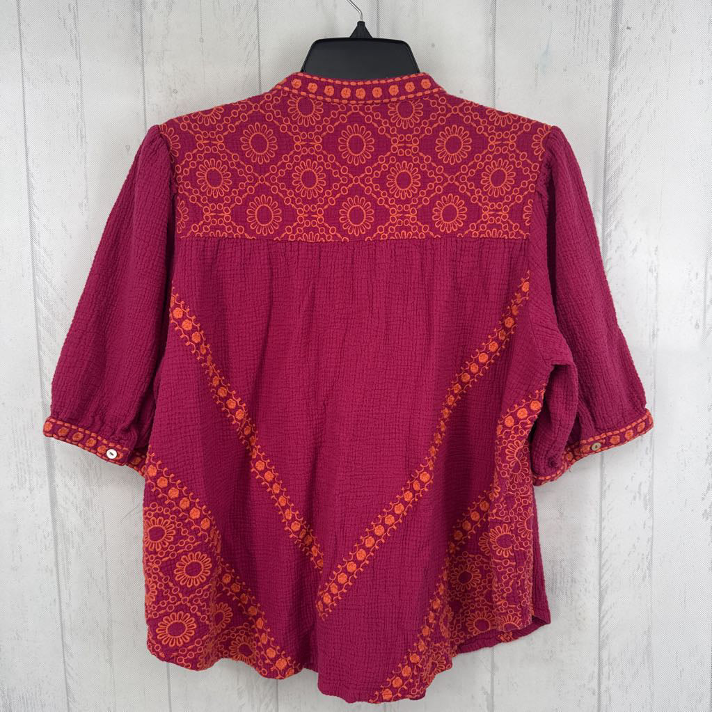 L gauze embroidered button down s/s top