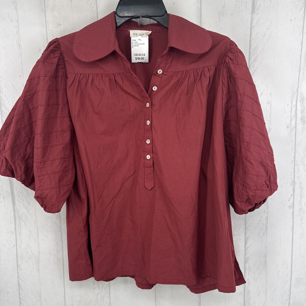 XL textured puff slv 1/2 button down s/s top
