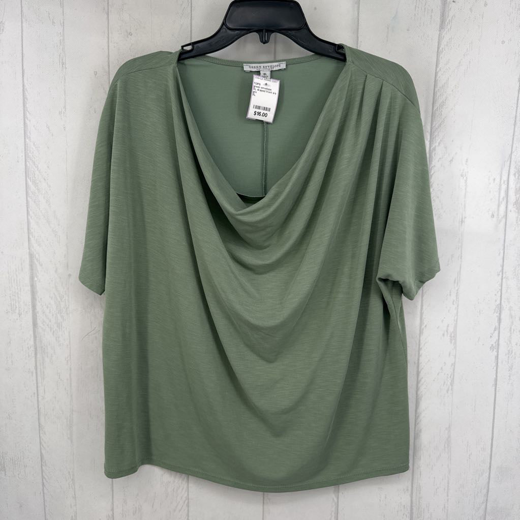 XL draped front s/s top