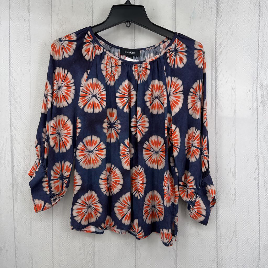 XS medallion print 3/4 slv top